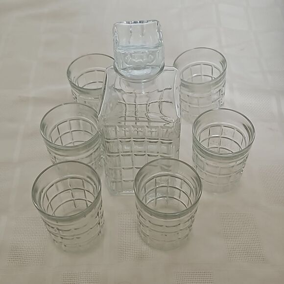 Wiskey Decanter Set With 6 Glasses Clear - Picture 9 of 16